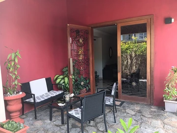 5 Bedroom Villa