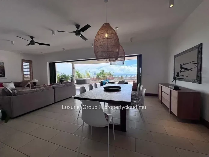 Splendid Penthouse With View Of Coin De Mire