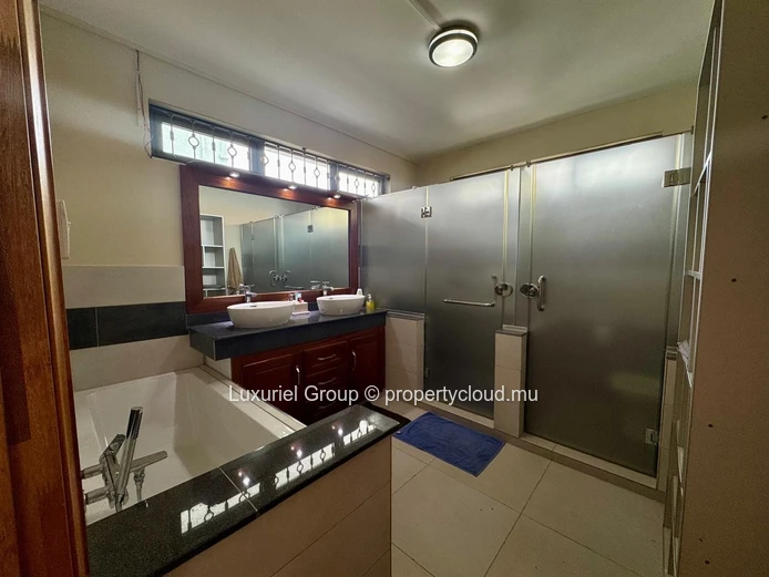 Refined Family Villa in Mont Choisy – Privacy, Comfort and Prime Location