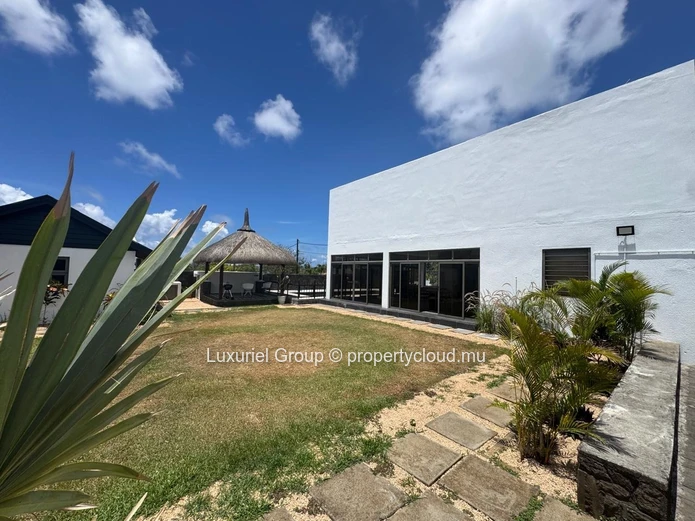 Luxury Property on Expansive Land for sale in Grand Baie