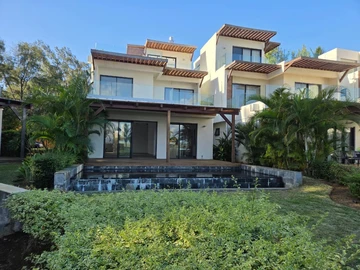 4 Bedroom Villa