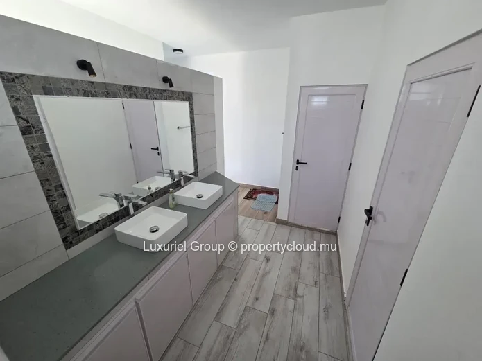 Modern Comfort Villa for Rent in Calodyne