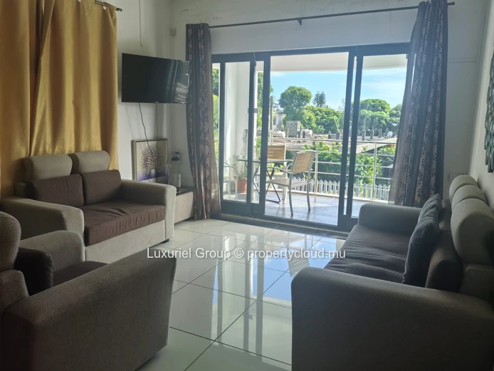 2-Bedroom Apartment with Terrace – Grand Baie