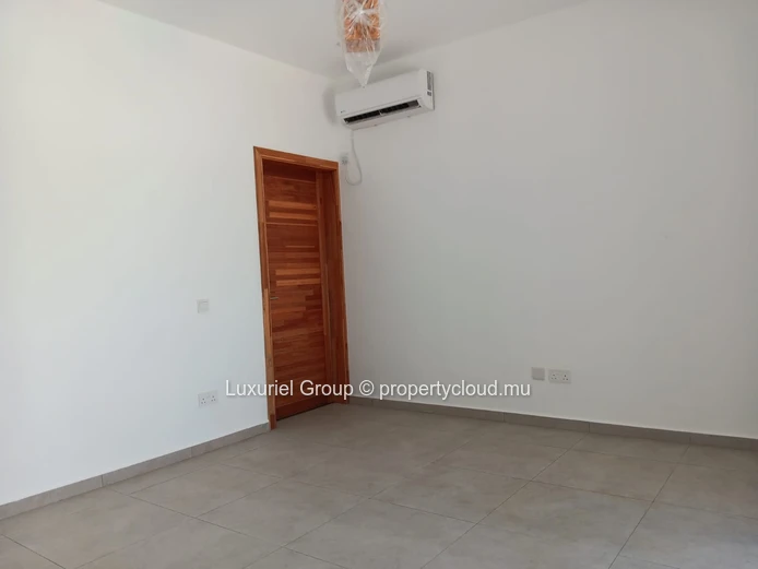 Exceptional 3-Bedroom Home with Pool in Cap Malheureux