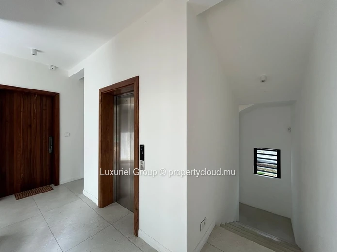3 Modern Apartments in a Sought-After Coastal Location