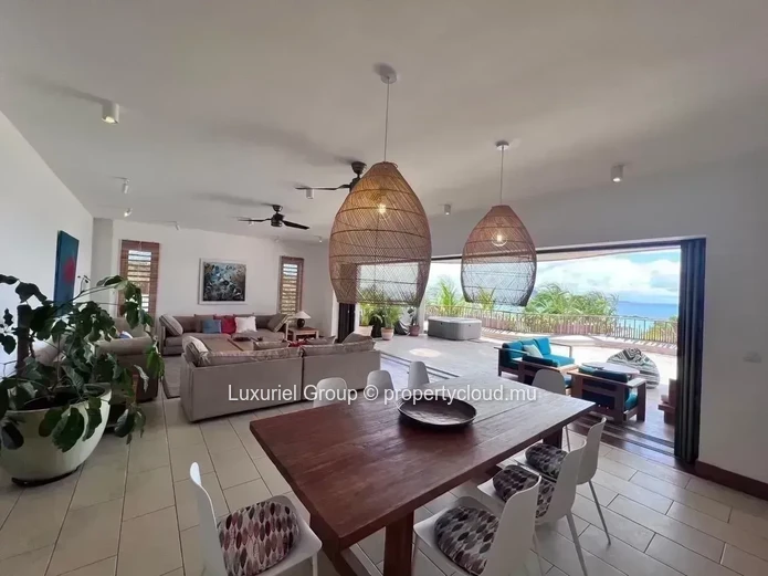 Splendid Penthouse With View Of Coin De Mire