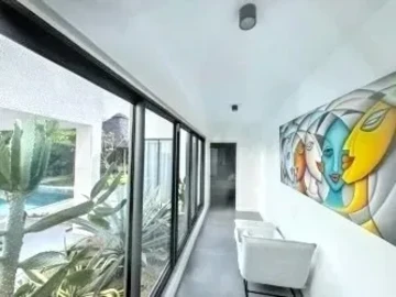 4 Bedroom Villa