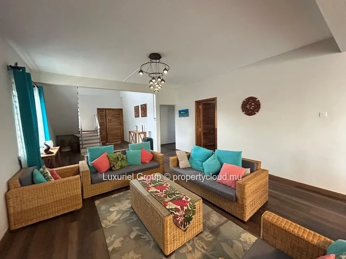 High-End 4 Bedroom En-Suite Villa with Pool – Grand Baie