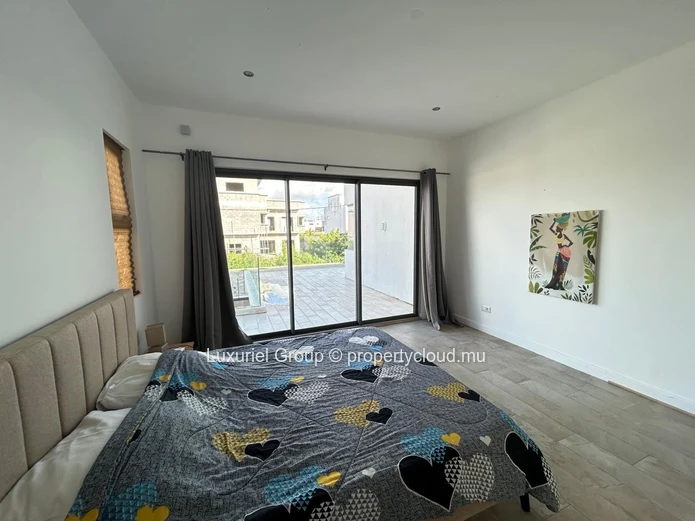 Beautiful Contemporary Villa for Sale – Elegance, Comfort and Modern Living