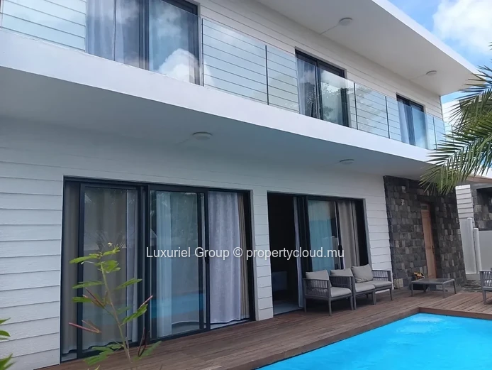 Villa élégante de 3 chambres avec piscine privée à louer