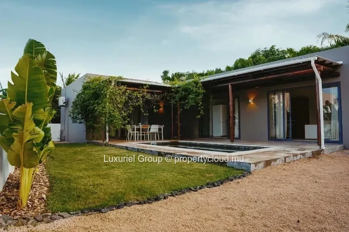 Modern Scandinavian-Style Villa For Rent In Saint Antoine