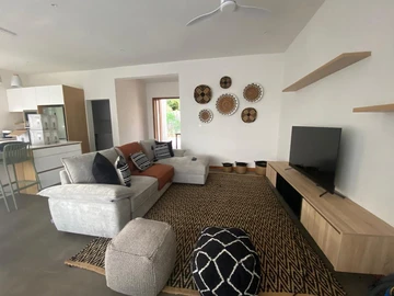 4 Bedroom Villa