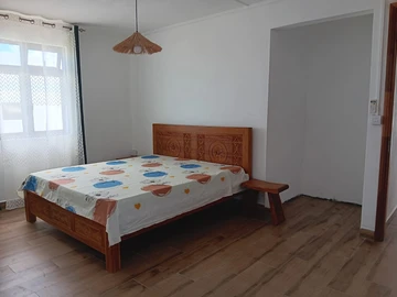 5 Bedroom Villa
