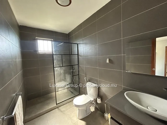 Contemporary Villa with Private Pool and Master Suite – Ideal for Expats