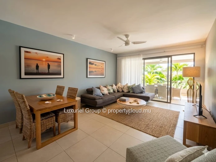 Elegance, Comfort and Walking Distance to the Beach