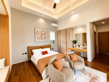 4 Bedroom Villa