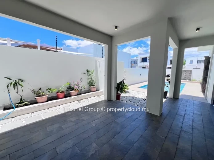 4-Bedroom Villa With Private Pool In Grand Baie
