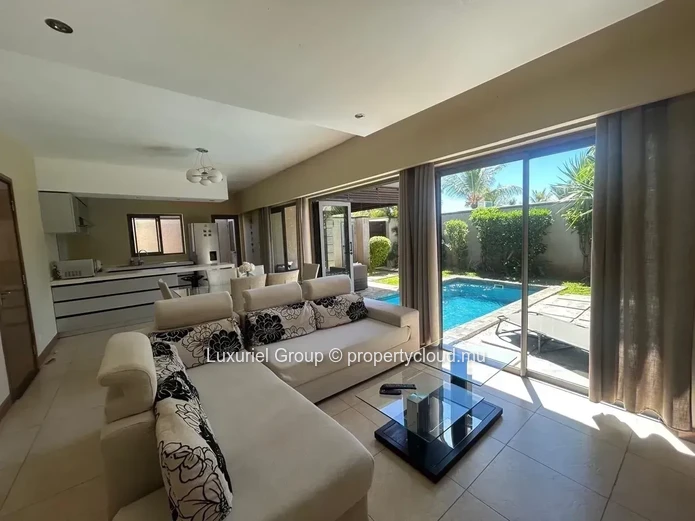 Exquisite Villa with Pool, Garden for Ultimate Comfort