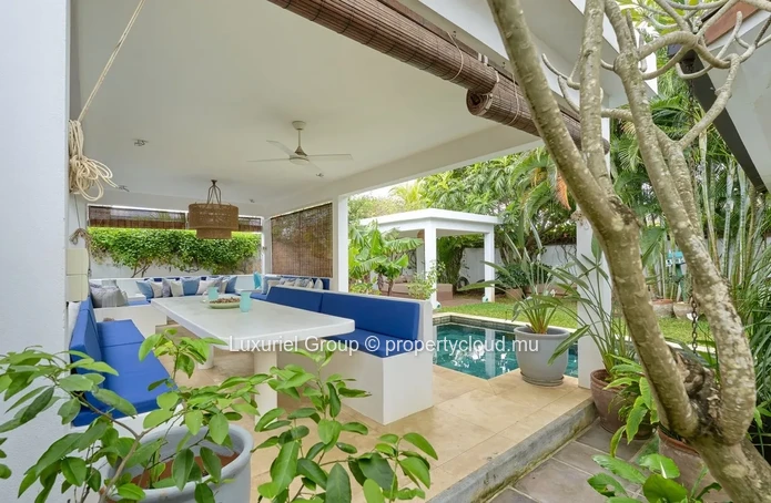 Modern Villa With Pool And Garden – Grand Baie Region
