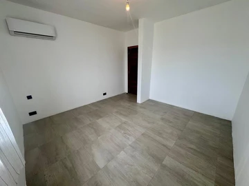 5 Bedroom Villa