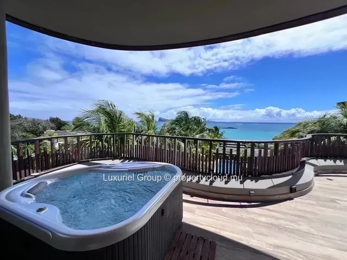 Splendid Penthouse With View Of Coin De Mire