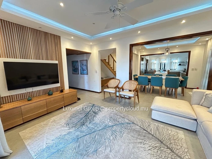 Prestige Villa Rental in Bain Boeuf – Comfort, Space & Security
