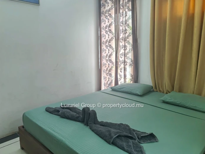 2-Bedroom Apartment with Terrace – Grand Baie