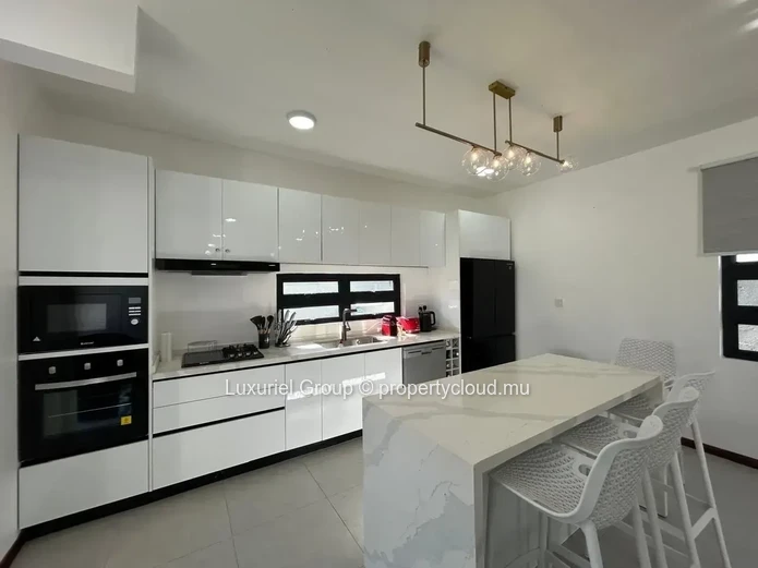 Stunning Villa with Pool, Garden and Terrace in Grand Baie