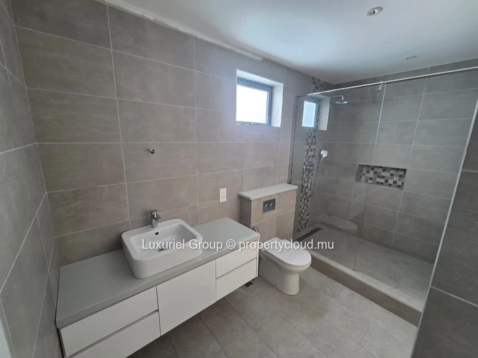 Exclusive Beachfront Villa For Sale In Poste Lafayette