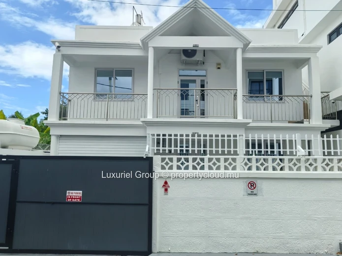 3-Bedroom House for Rent – Grand Baie