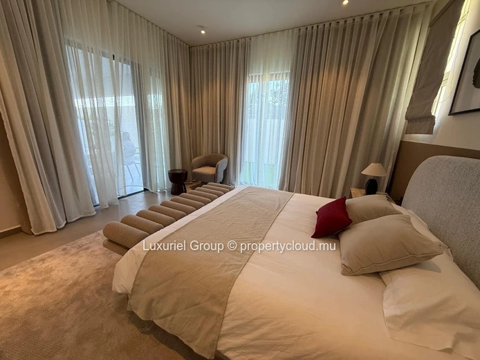 Modern Living In Grand Baie – 3 En-Suite Bedrooms, Private Pool & Terrace