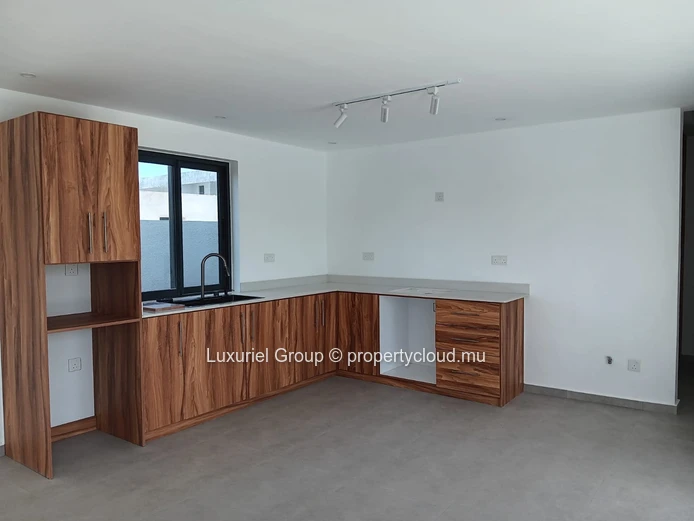 Exceptional 3-Bedroom Home with Pool in Cap Malheureux