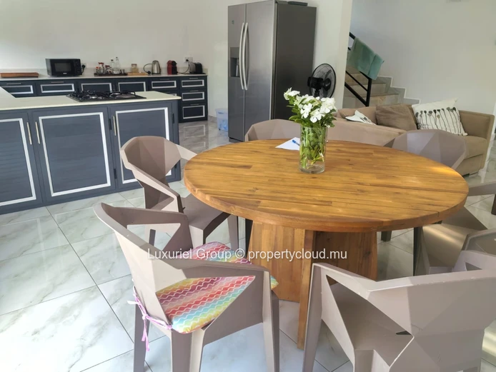 Comfortable And Serene Lifestyle Home