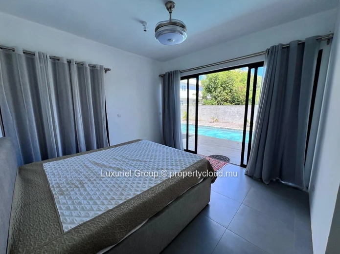 3-Bedroom Villa With Pool For Rent In Calodyne