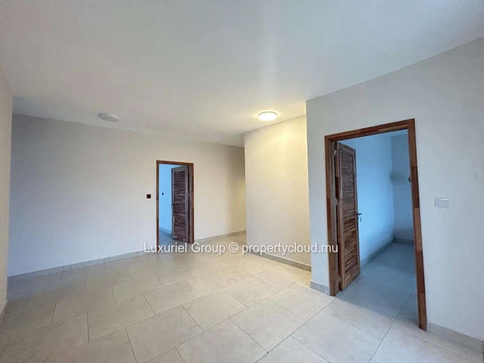 Stunning 4-Bedroom Home with Pool – Grand Baie