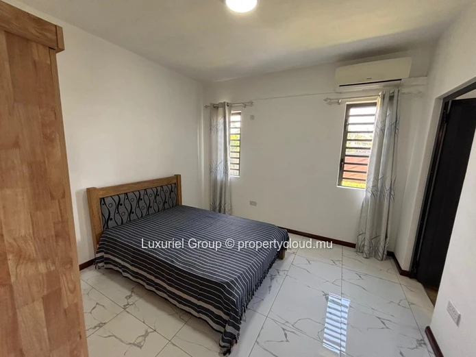 Spacious Villa With 4 Suites, Pool And Security In Mont Choisy