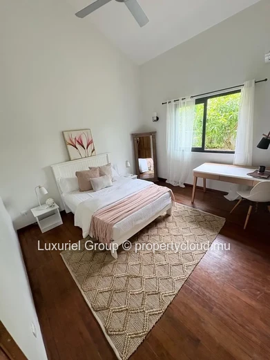 Live the Mont Piton Lifestyle in This Stunning Contemporary Villa