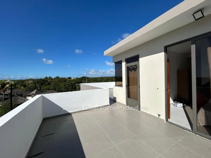 Elegant Fully Furnished Home in Cap Malheureux