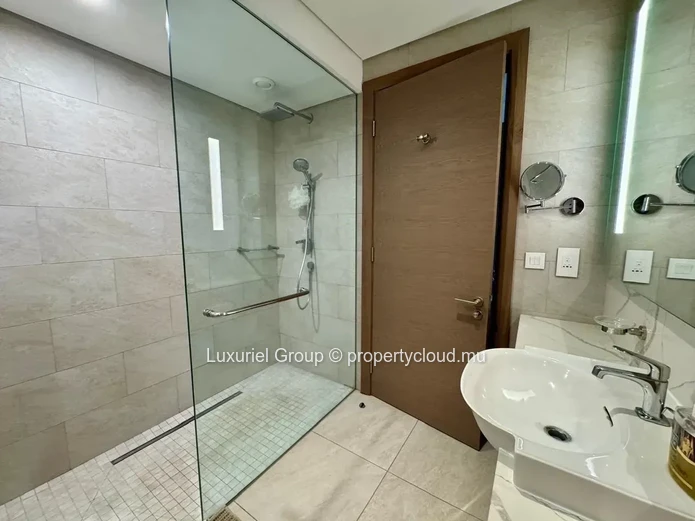 Appartement De Grand Standing À Louer – Mont Choisy