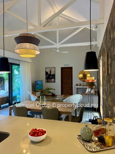 Exclusive 3-Bedroom En-Suite Villa with Pool & Lush Garden in Grand Baie