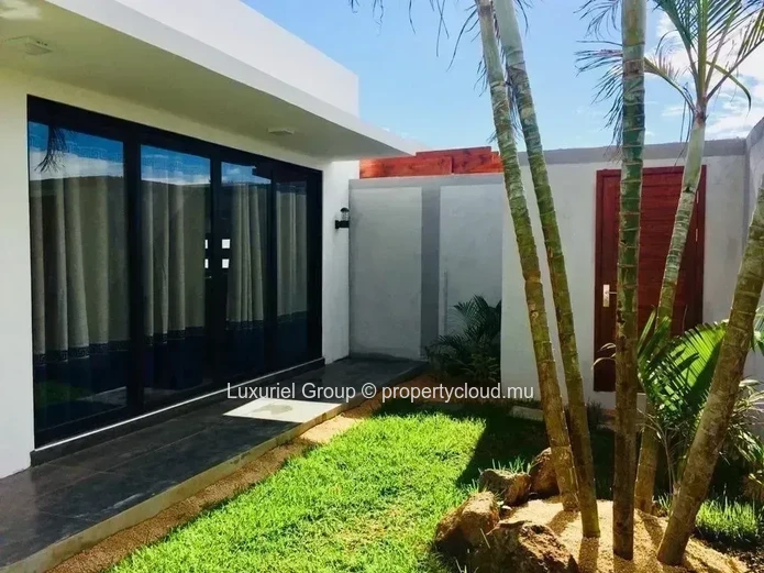 Bright Contemporary Villa In Grand Baie – 3 Bedrooms