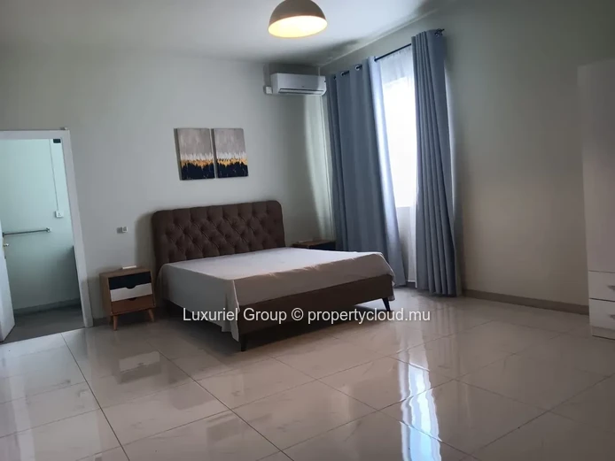 Villa élégante de 3 chambres avec piscine privée à louer