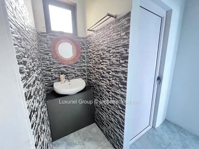 Charming Cosy Villa In Grand Baie – 3 Ensuite Bedrooms, Secure And Well Located