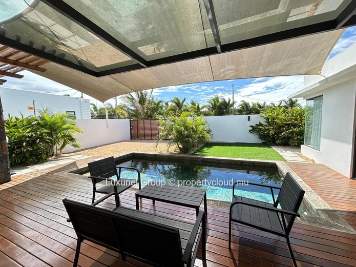 Beautiful 3-Bedroom Villa with Pool and Terrace