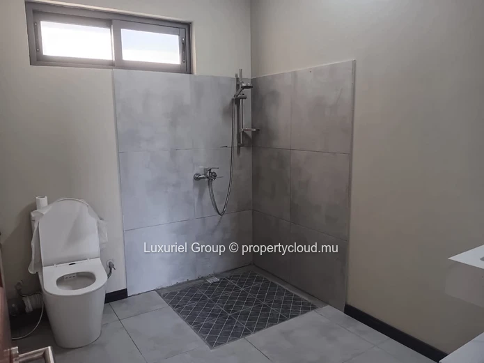 Beautiful Villa for Sale in Grand Gaube – Quiet and Peaceful Area