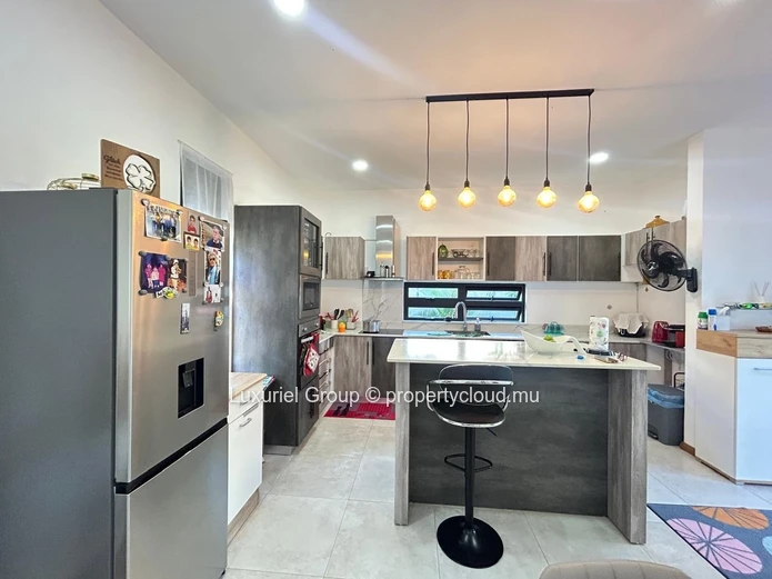 Contemporary 3-Bedroom House in Pereybere – Exclusive Boutique Development
