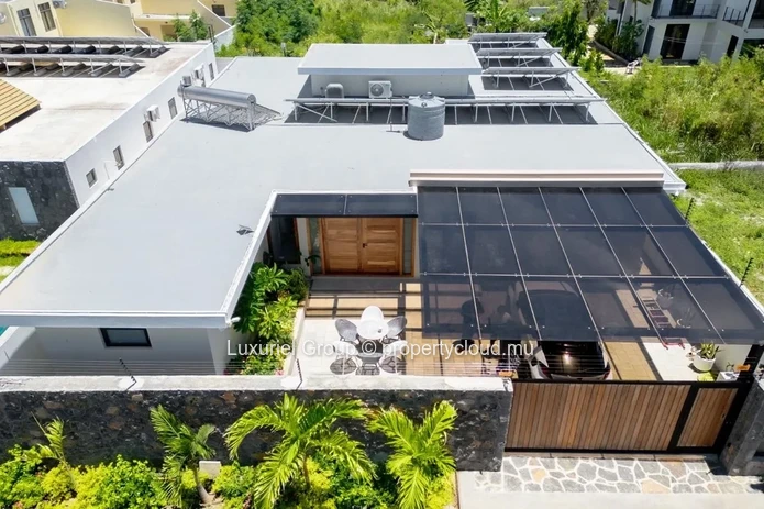 Prestige Villa For Sale – Péreybère