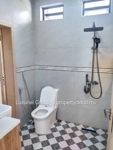 New Contemporary Villa With Swimming Pool