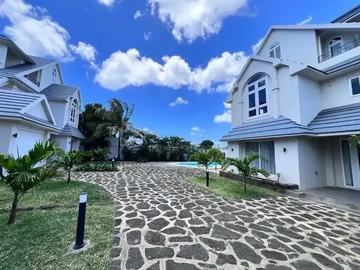 4 Bedroom Villa