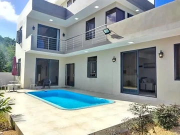 4 Bedroom Villa